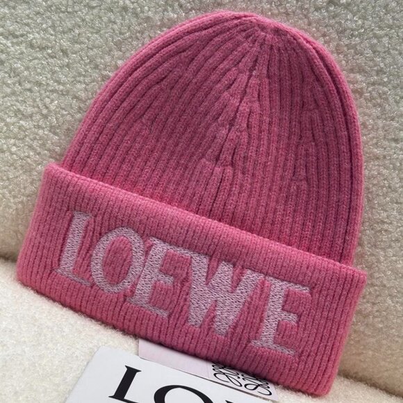 LOEWE Wool Beanie Hat Unisex Pink Knit Winter Cap Logo Embroidered Warm Gift main image 4